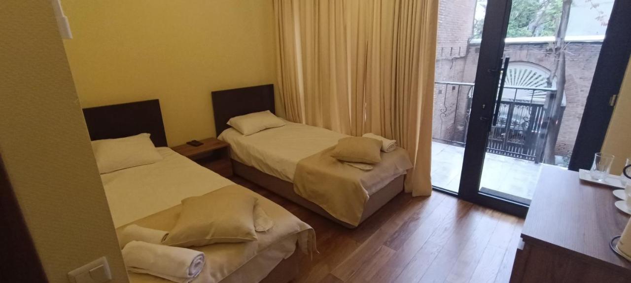 Boutique Hotel Filosofia Tbilisi Esterno foto